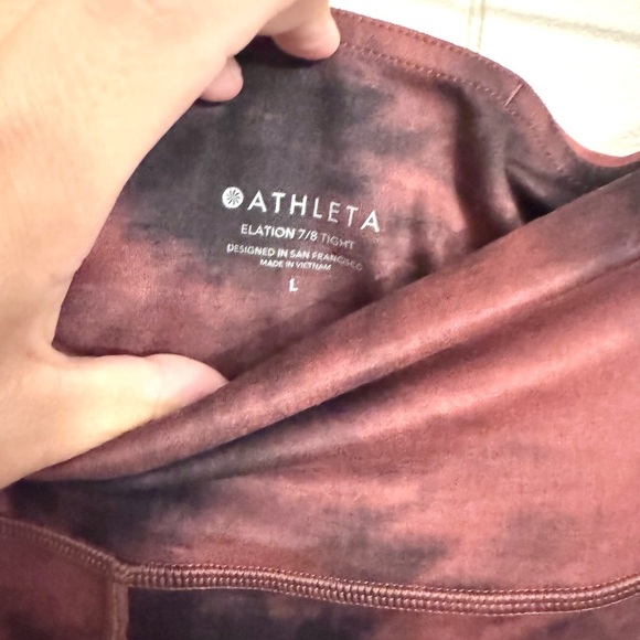 Athleta Elation 7/8 Tight in Ice Dye Pink Black size L 22” Activewear Yoga - Picture 5 of 5